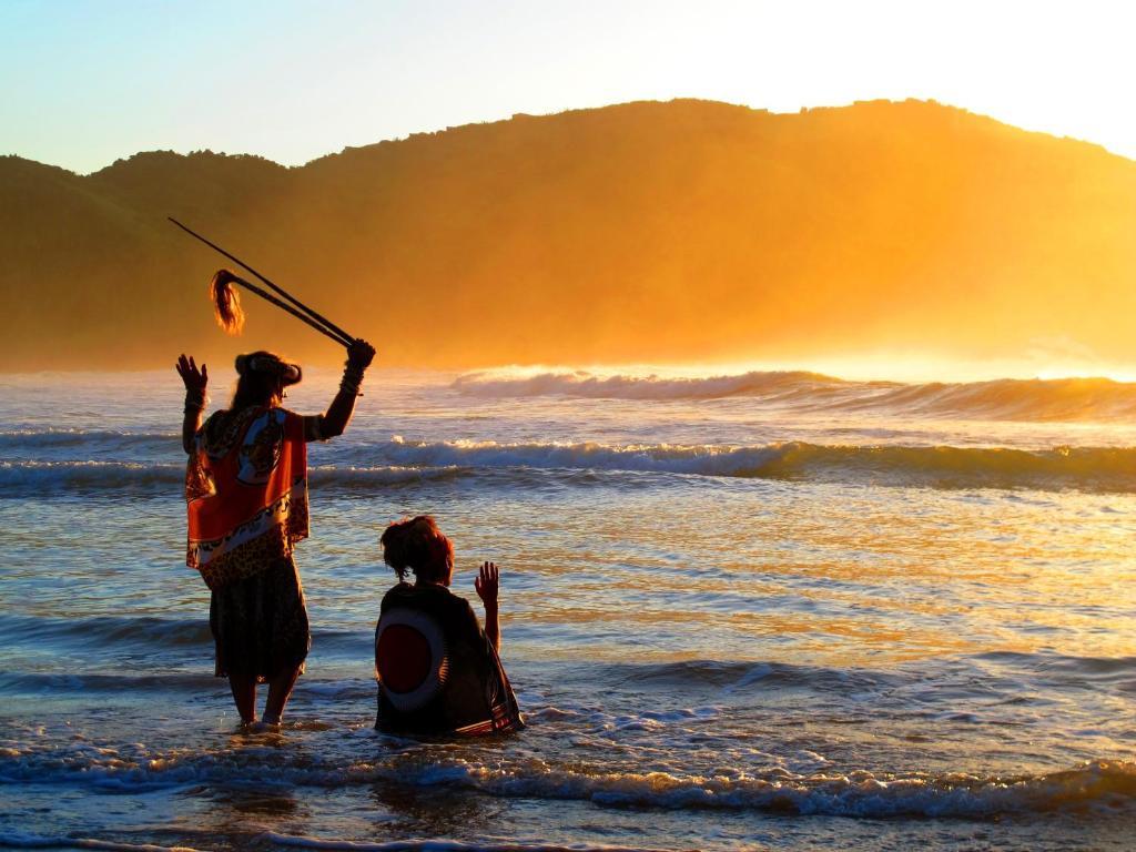 Amapondo Backpacker Lodge Port Saint Johnʼs エクステリア 写真
