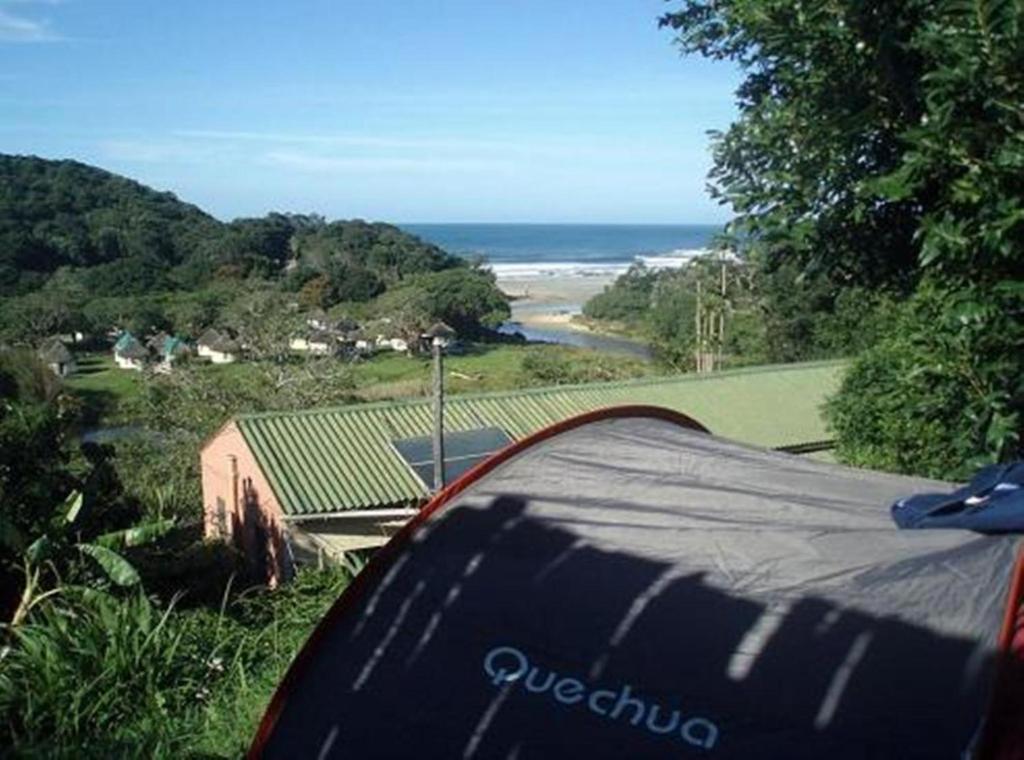 Amapondo Backpacker Lodge Port Saint Johnʼs エクステリア 写真